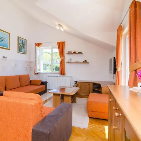 Feel Phili - Two Bedroom With Balcony And Sea View * Cavtat