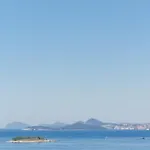 Feel Phili - Two Bedroom With Balcony And Sea View