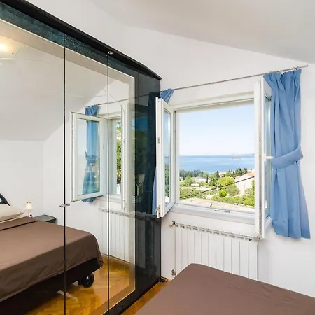 Feel Phili - Two Bedroom With Balcony And Sea View * Cavtat