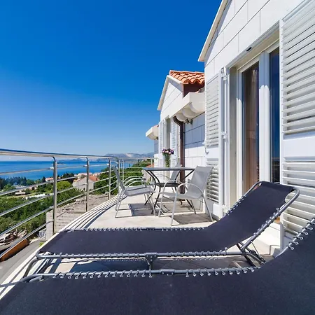 Feel Phili - Two Bedroom With Balcony And Sea View Appartement *