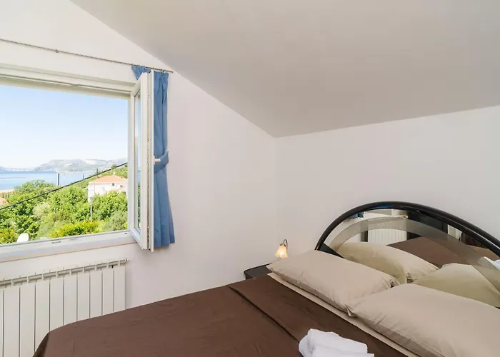 Apartment Feel Phili - Two Bedroom With Balcony And Sea View *