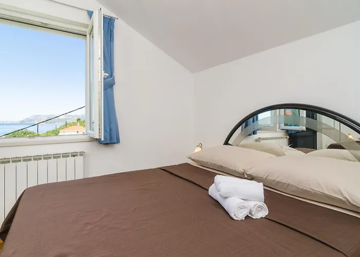 Feel Phili - Two Bedroom With Balcony And Sea View * Cavtat