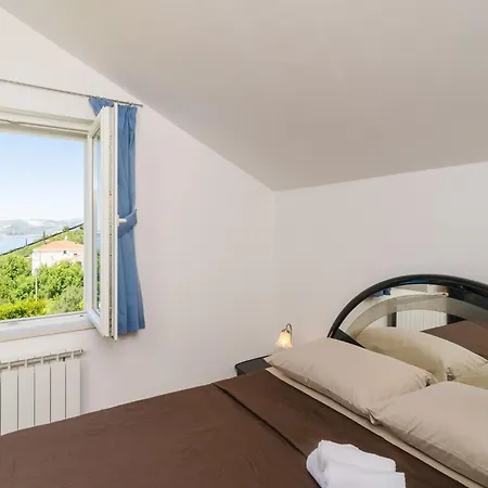 아파트 Feel Phili - Two Bedroom With Balcony And Sea View *