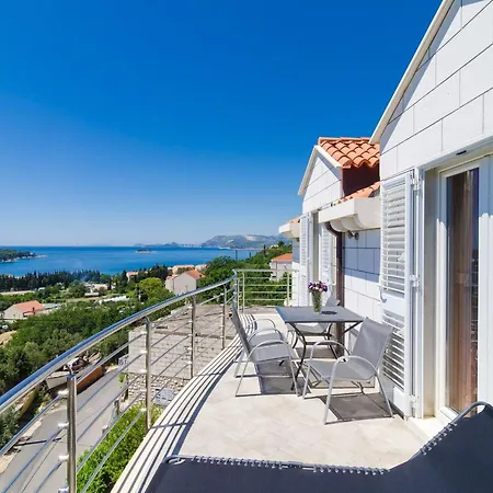 Feel Phili - Two Bedroom With Balcony And Sea View * Cavtat