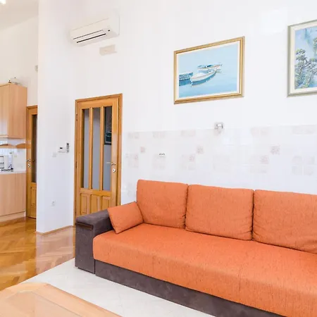 Apartment Feel Phili - Two Bedroom With Balcony And Sea View *